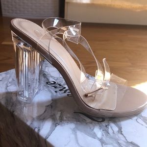 Clear heels (Brand new)